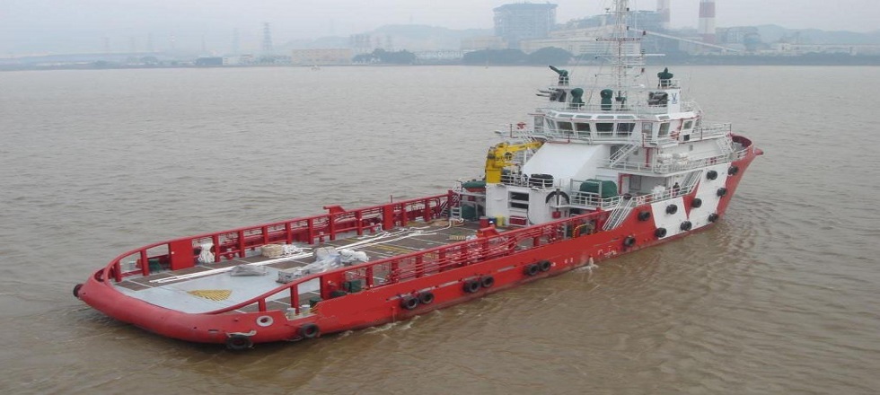 ANCHOR HANDLING TUG